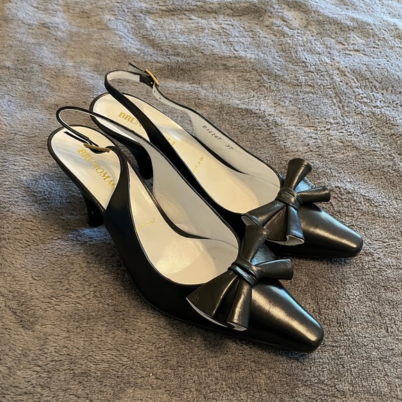 Brunomagli Womens Balck and White Kitten Heels - Picture 8 of 8